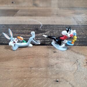 Vintage 1988 Warner Bros. Bugs Bunny & Friends Figures
